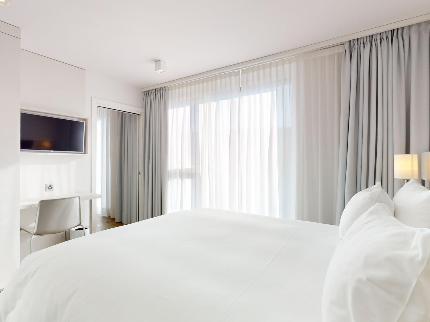 Nonanteneuf Appart Hotel Vevey - Contactless Check-In Bagian luar foto