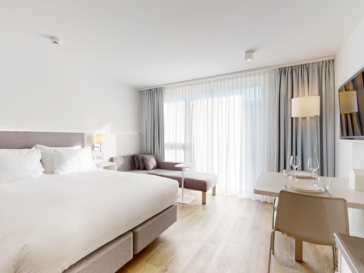 Nonanteneuf Appart Hotel Vevey - Contactless Check-In Bagian luar foto