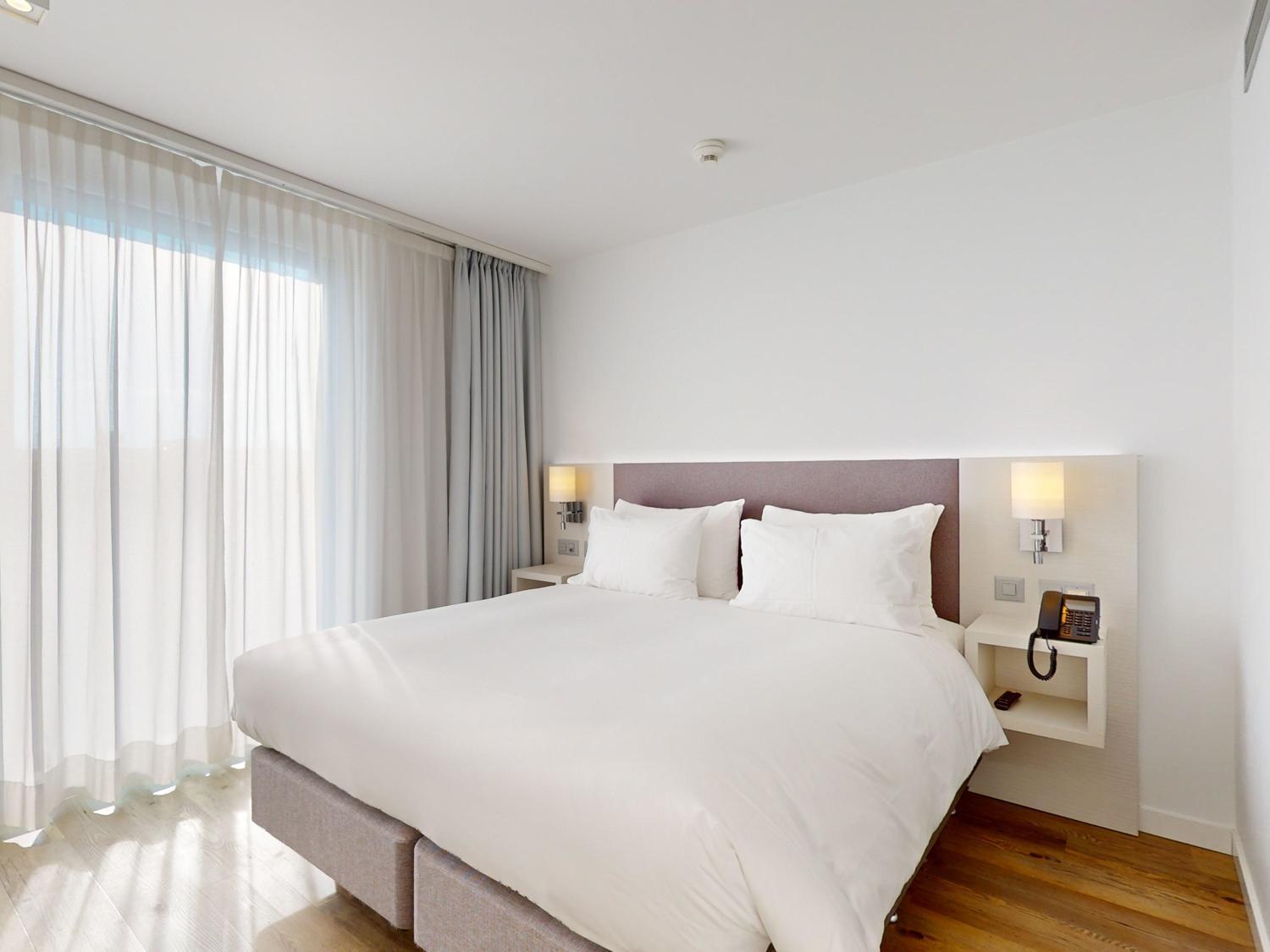Nonanteneuf Appart Hotel Vevey - Contactless Check-In Bagian luar foto